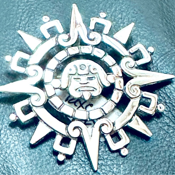 Vintage 925 Sterling silver Taxco Mexico Aztec sun circle pendant/brooch EUC - Picture 7 of 7
